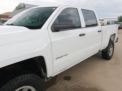 Used 2016 Chevrolet Silverado 2500 W/T AWD/4WD image 8