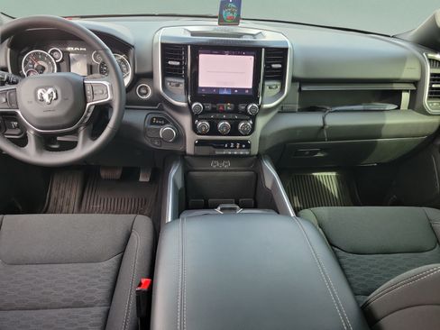 Certified 2025 RAM 1500 Big Horn RWD image 9