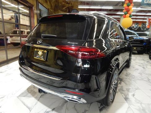 Used 2024 Mercedes-Benz GLE 350 GLE 350 AWD w/ AMG Line Exterior image 5