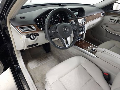 Used 2014 Mercedes-Benz E 350 4MATIC Sedan image 14