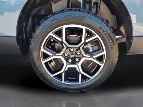 Used 2025 Ford Maverick Lariat w/ 4K Tow Package AWD/4WD image 9