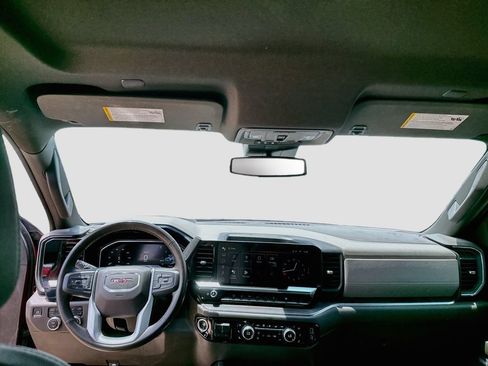 Used 2025 GMC Sierra 2500 SLT w/ Texas SLT Premium Package AWD/4WD image 21