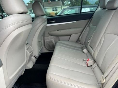 Used 2012 Subaru Legacy 2.5i Premium w/ All-Weather Pkg AWD/4WD image 16