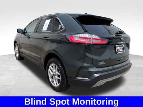 Used 2023 Ford Edge SEL w/ Convenience Package AWD/4WD image 3
