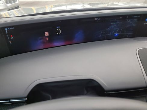 Certified 2024 Lincoln Nautilus Premier w/ Equipment Group 102A image 29