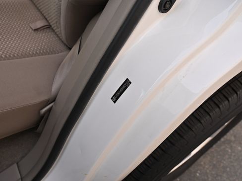 Used 2006 Toyota 4Runner SR5 AWD/4WD image 43