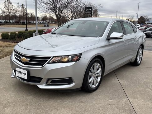Used 2016 Chevrolet Impala LT w/ Convenience Package image 10