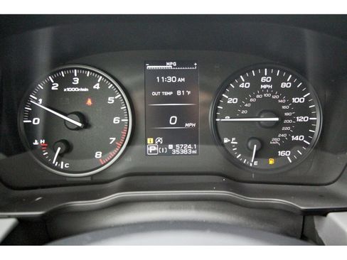 Used 2024 Subaru Crosstrek 2.0i AWD/4WD image 14