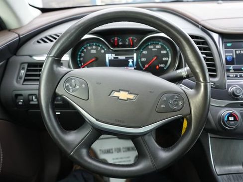 Used 2014 Chevrolet Impala LT w/ Premium Seating Package image 27