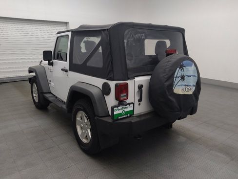 Used 2015 Jeep Wrangler Sport w/ Quick Order Package 24S AWD/4WD image 5