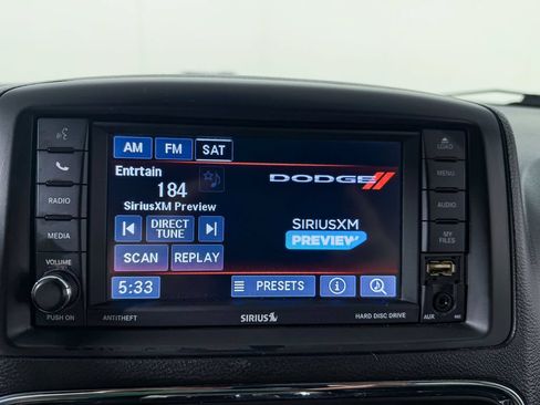 Used 2019 Dodge Grand Caravan SXT FWD image 19