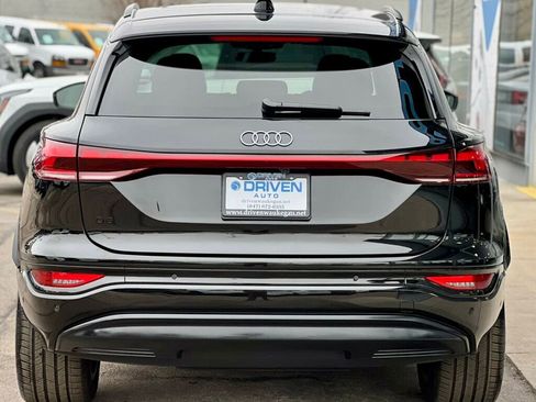 Used 2025 Audi Q6 e-tron Premium Plus w/ Premium Plus image 4