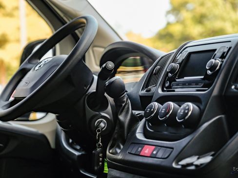 Used 2020 RAM ProMaster 2500 image 37