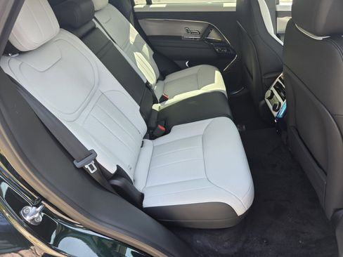 New 2026 Land Rover Range Rover Sport Dynamic SE AWD/4WD image 5
