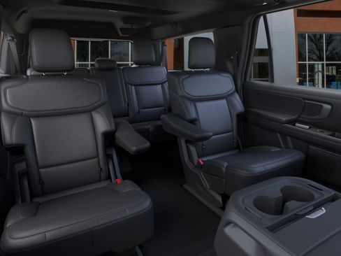 New 2026 Ford Expedition Max Platinum AWD/4WD image 11