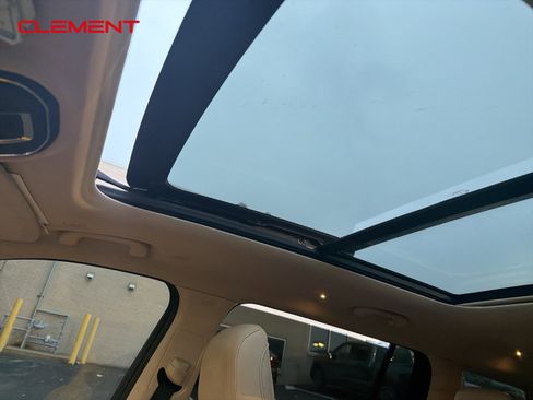 Used 2021 Jeep Grand Cherokee L Limited w/ Trailer Tow Package image 8