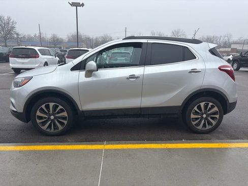 Used 2022 Buick Encore Preferred w/ Safety Package image 11