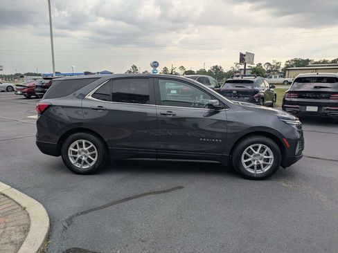 Used 2022 Chevrolet Equinox LT FWD image 4