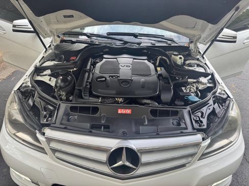 Used 2013 Mercedes-Benz C 300 C 300 Sport 4MATIC AWD 4dr Sed w/ Multimedia Pkg image 38