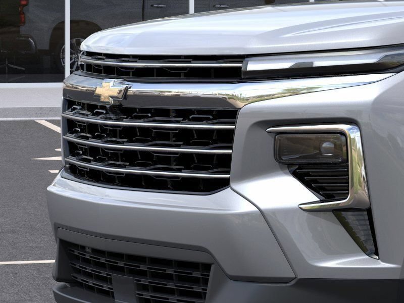 New 2026 Chevrolet Traverse LT w/ LPO, Floor Liner Package FWD image 14