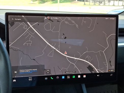 Used 2024 Tesla Model X AWD/4WD image 18