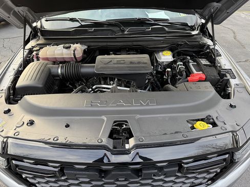 Used 2025 RAM 1500 Big Horn image 8