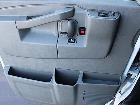 Used 2021 Chevrolet Express 2500 w/ Driver Convenience Package image 22