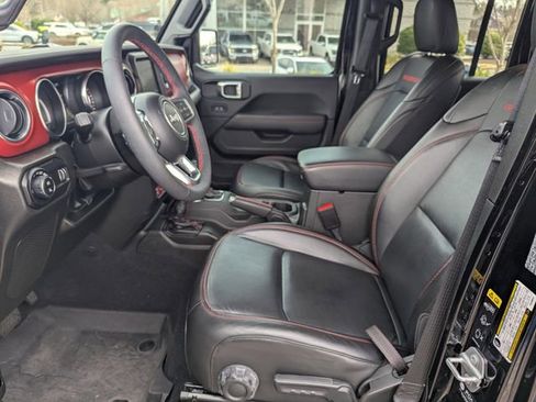 Used 2023 Jeep Gladiator Rubicon w/ LED Lighting Group image 19