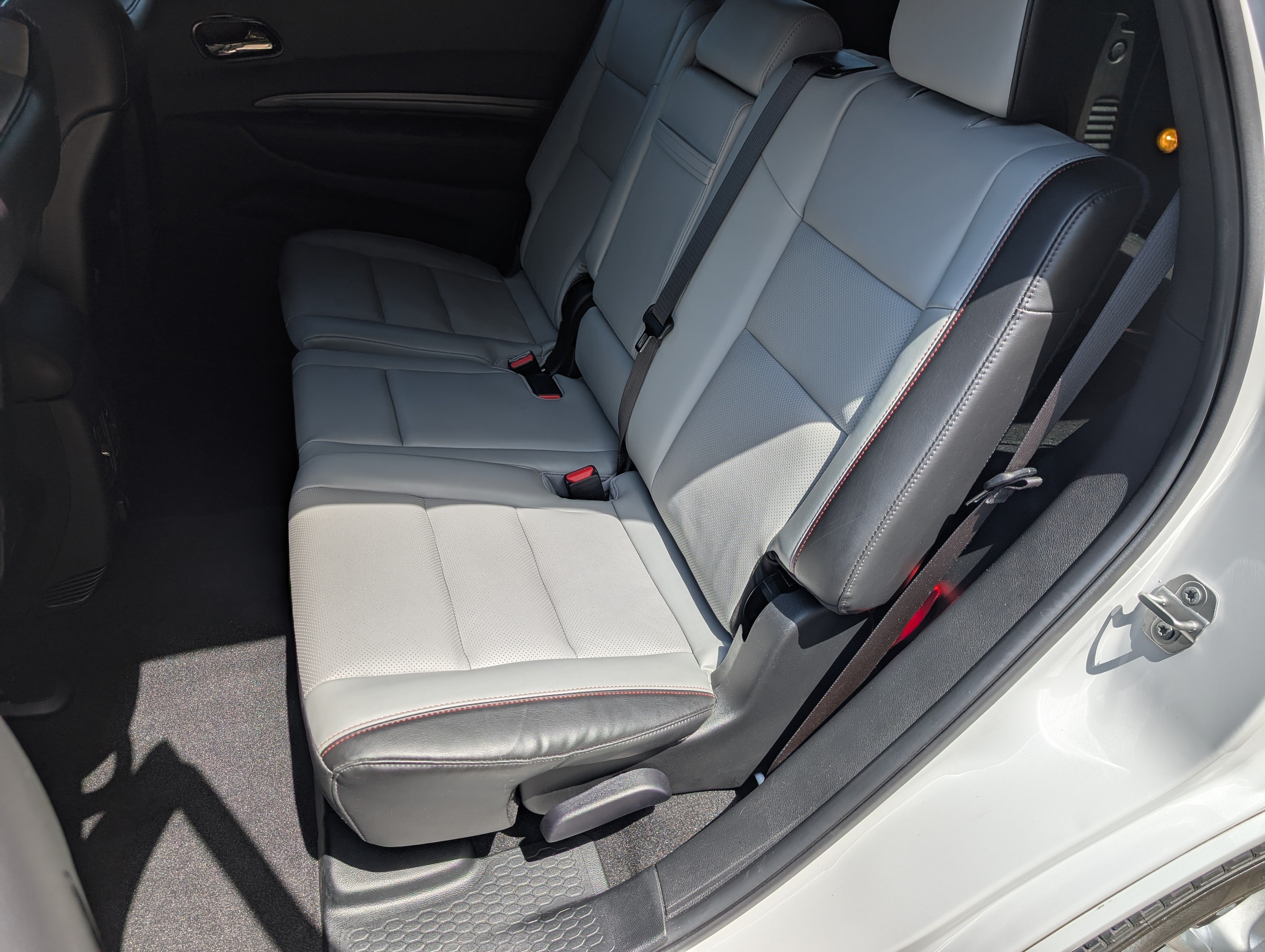 Used 2024 Dodge Durango GT RWD image 18