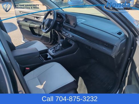 Used 2024 Honda CR-V EX image 16