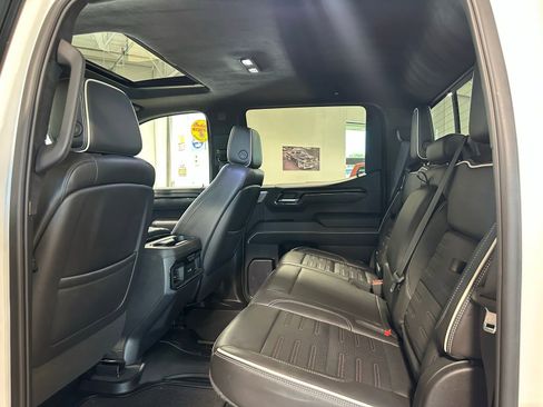 Used 2023 GMC Sierra 1500 AT4X AWD/4WD image 38