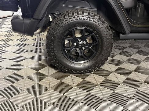 Certified 2025 Jeep Wrangler Unlimited Sport AWD/4WD image 12