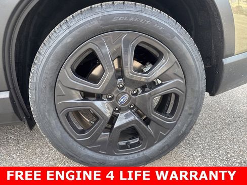 Used 2024 Subaru Ascent Onyx Edition image 5