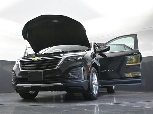 Used 2024 Chevrolet Equinox LT AWD/4WD image 46