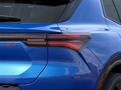 New 2026 Chevrolet Equinox EV RS FWD image 11