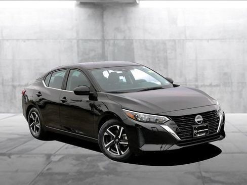 Certified 2025 Nissan Sentra SV FWD image 2