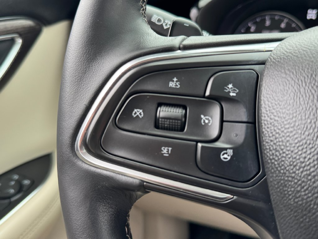Used 2023 Buick Envision Avenir AWD/4WD image 15