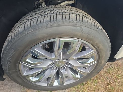 Certified 2024 GMC Sierra 1500 Denali w/ Denali Reserve Package image 8