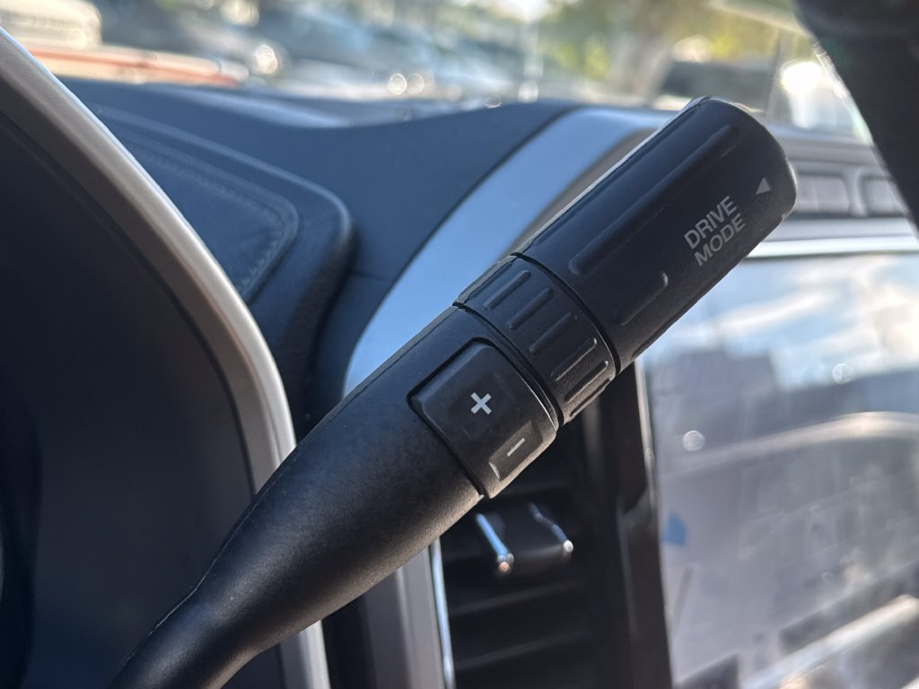 Used 2022 Ford F250 Lariat w/ Tremor Off-Road Package AWD/4WD image 28