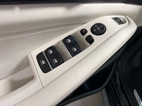 Certified 2025 BMW X5 sDrive40i w/ M Sport Package RWD image 21