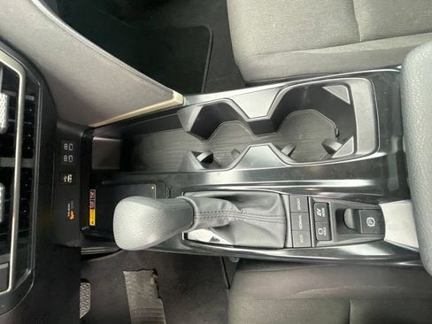 Used 2025 Toyota Camry LE FWD image 11