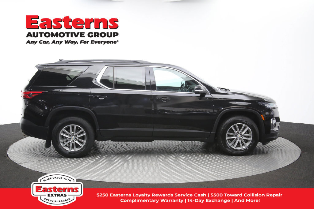 Used 2023 Chevrolet Traverse LT FWD image 49