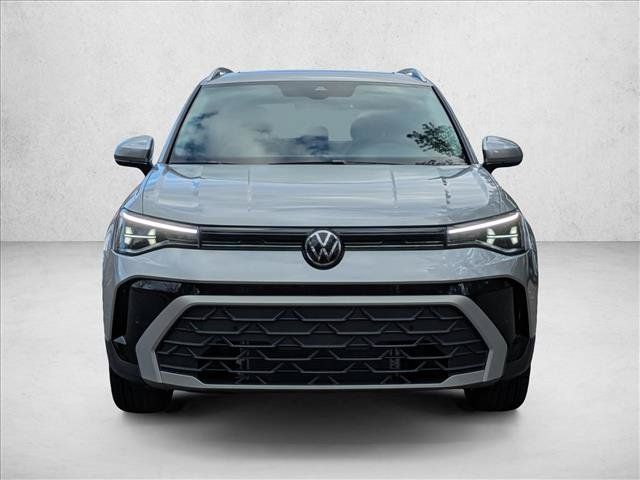 New 2026 Volkswagen Taos SE FWD image 6