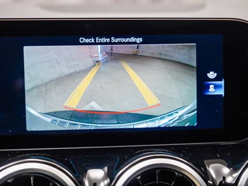 Certified 2022 Mercedes-Benz GLA 250 image 24