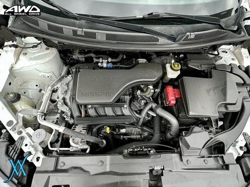 Used 2022 Nissan Rogue Sport SL AWD/4WD image 39