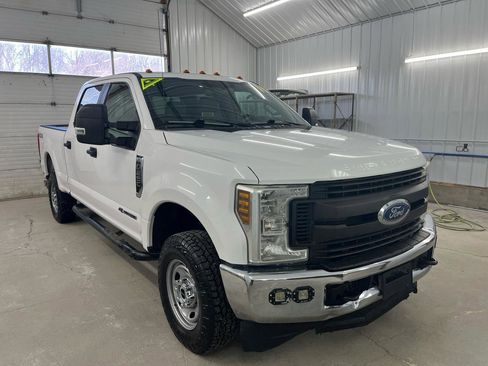 Used 2019 Ford F250 XL w/ Power Equipment Group image 7