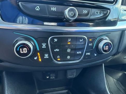 Used 2023 Chevrolet Traverse RS w/ LPO, Floor Liner Package AWD/4WD image 5