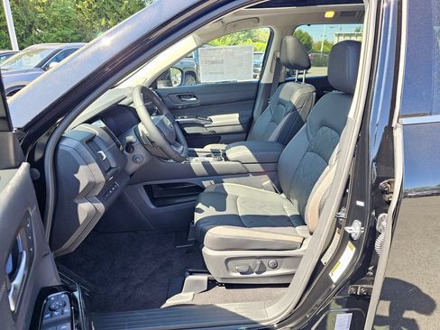 New 2026 Nissan Pathfinder Platinum w/ Cargo Package AWD/4WD image 20