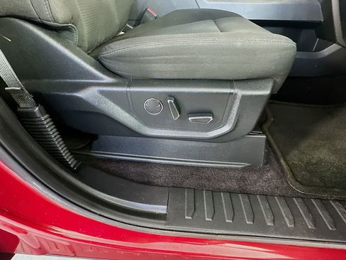 Used 2017 Ford F150 XLT w/ Equipment Group 302A Luxury image 23