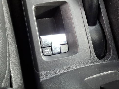 Used 2014 Jeep Patriot Limited w/ Sun/Sound Group image 25